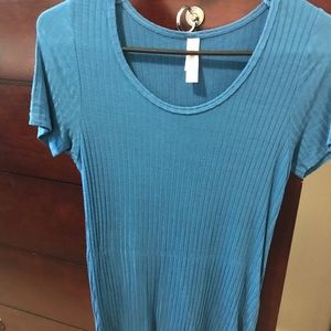 LuLaRoe blue striped classic top in Small